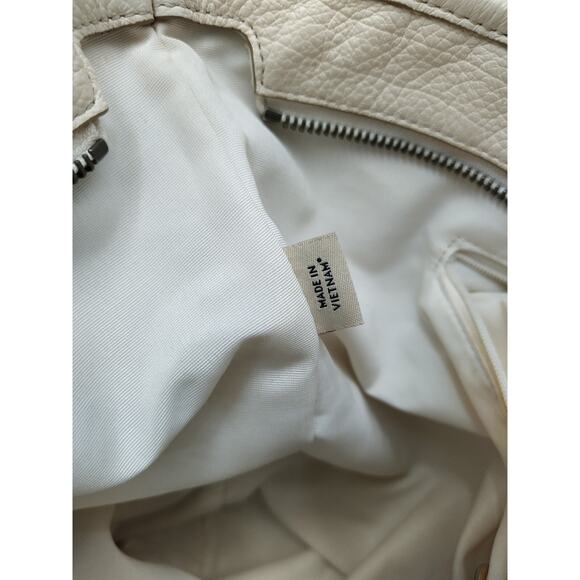 Coach Mickie Off-white Pebbled Leather Double Handle Zipper Tote Bag With Wallet - Picture 15 of 16